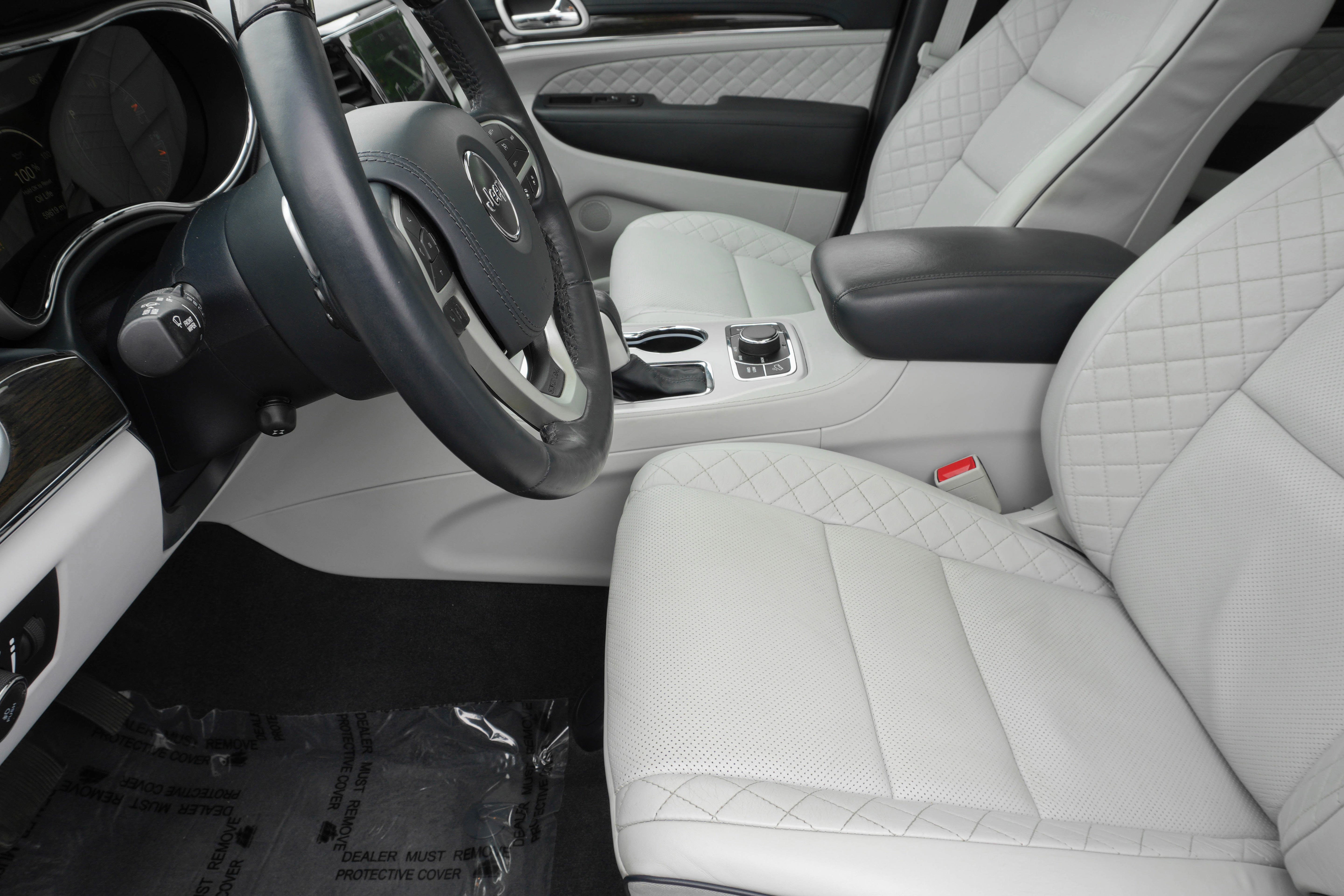 Used 2021 Jeep Grand Cherokee Summit AWD/4WD image 12