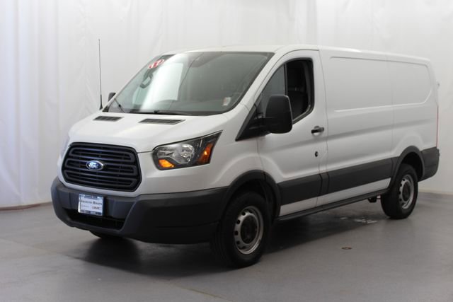 Used 2017 Ford Transit 250 130 Low Roof RWD image 11