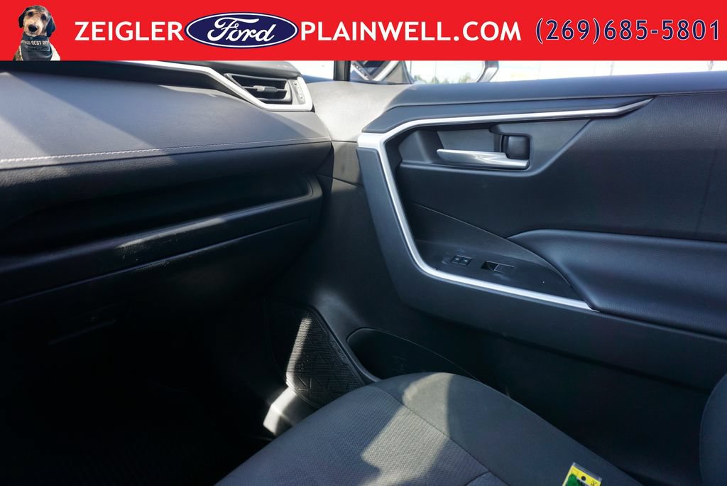 Used 2023 Toyota RAV4 XLE w/ XLE Grade Weather Package AWD/4WD image 29