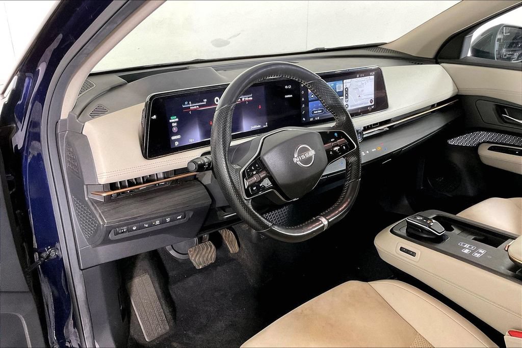 Used 2023 Nissan Ariya FWD image 14