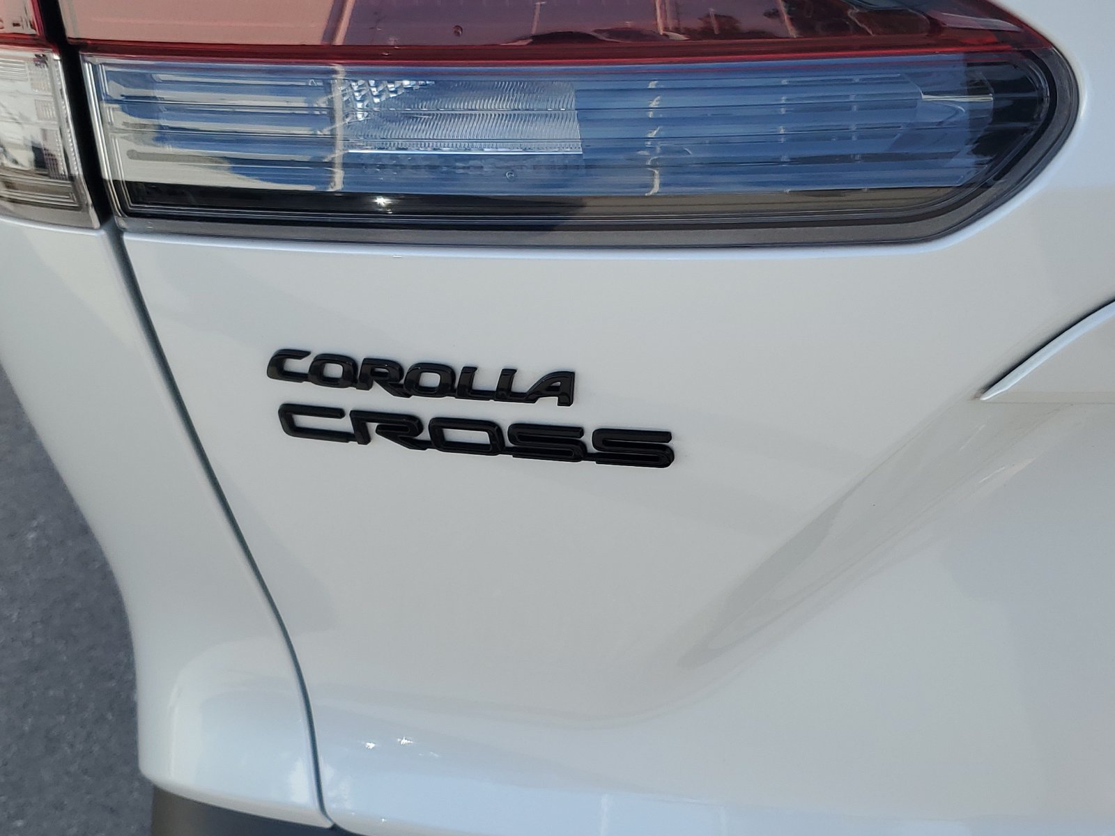 Certified 2026 Toyota Corolla Cross LE AWD/4WD image 7