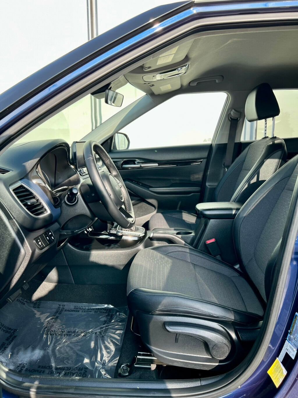 Used 2022 Kia Seltos Nightfall Edition AWD/4WD image 13
