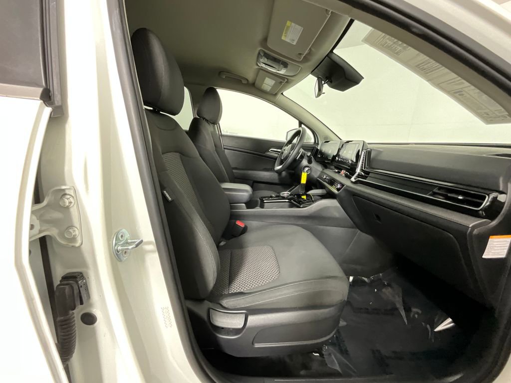 Used 2023 Kia Sportage LX FWD image 20