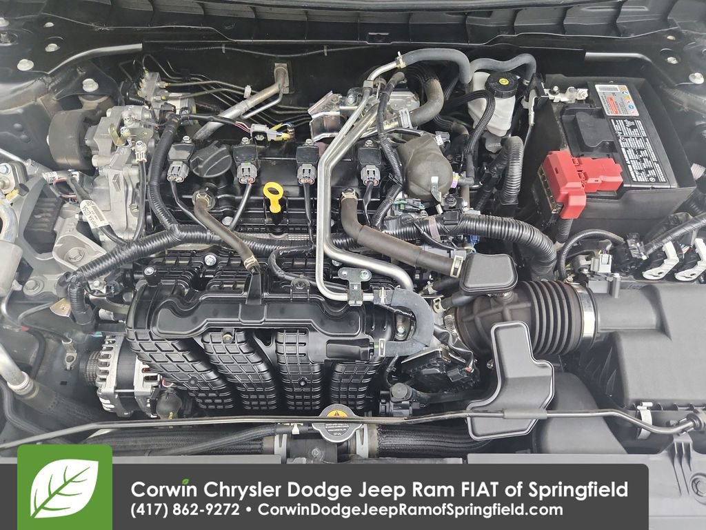 Used 2025 Nissan Altima 2.5 SV image 34