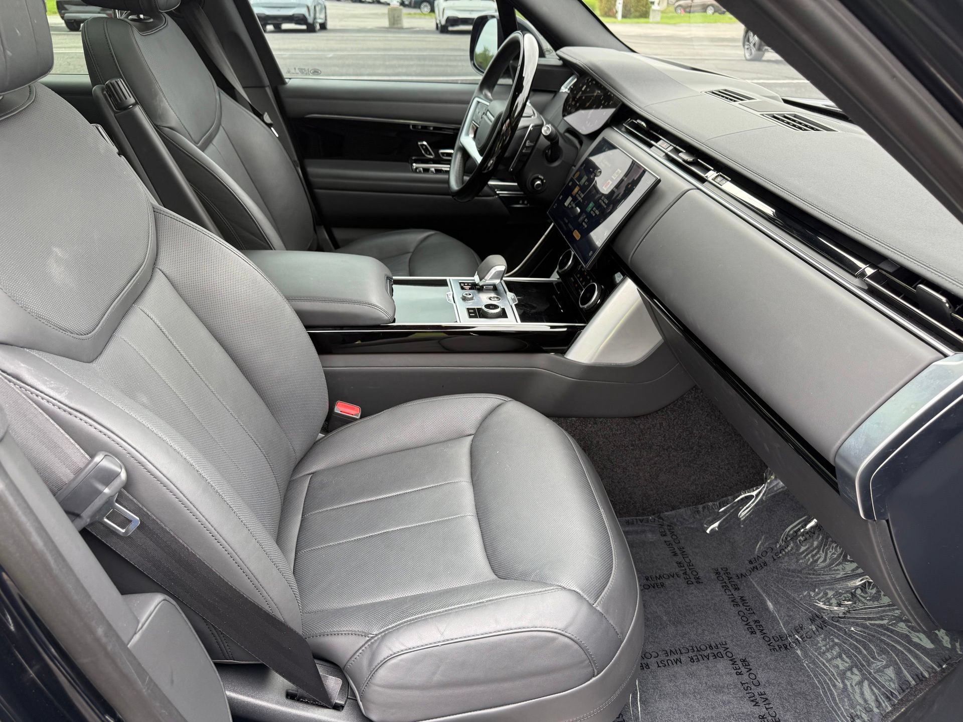 Certified 2023 Land Rover Range Rover SE AWD/4WD image 26