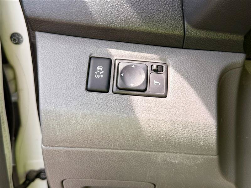 Used 2017 Nissan NV200 SV w/ Back Door Glass Package FWD image 15