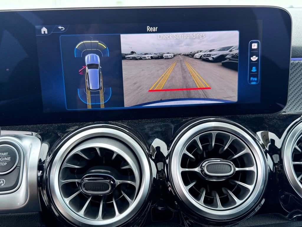 New 2024 Mercedes-Benz GLB 250 image 26