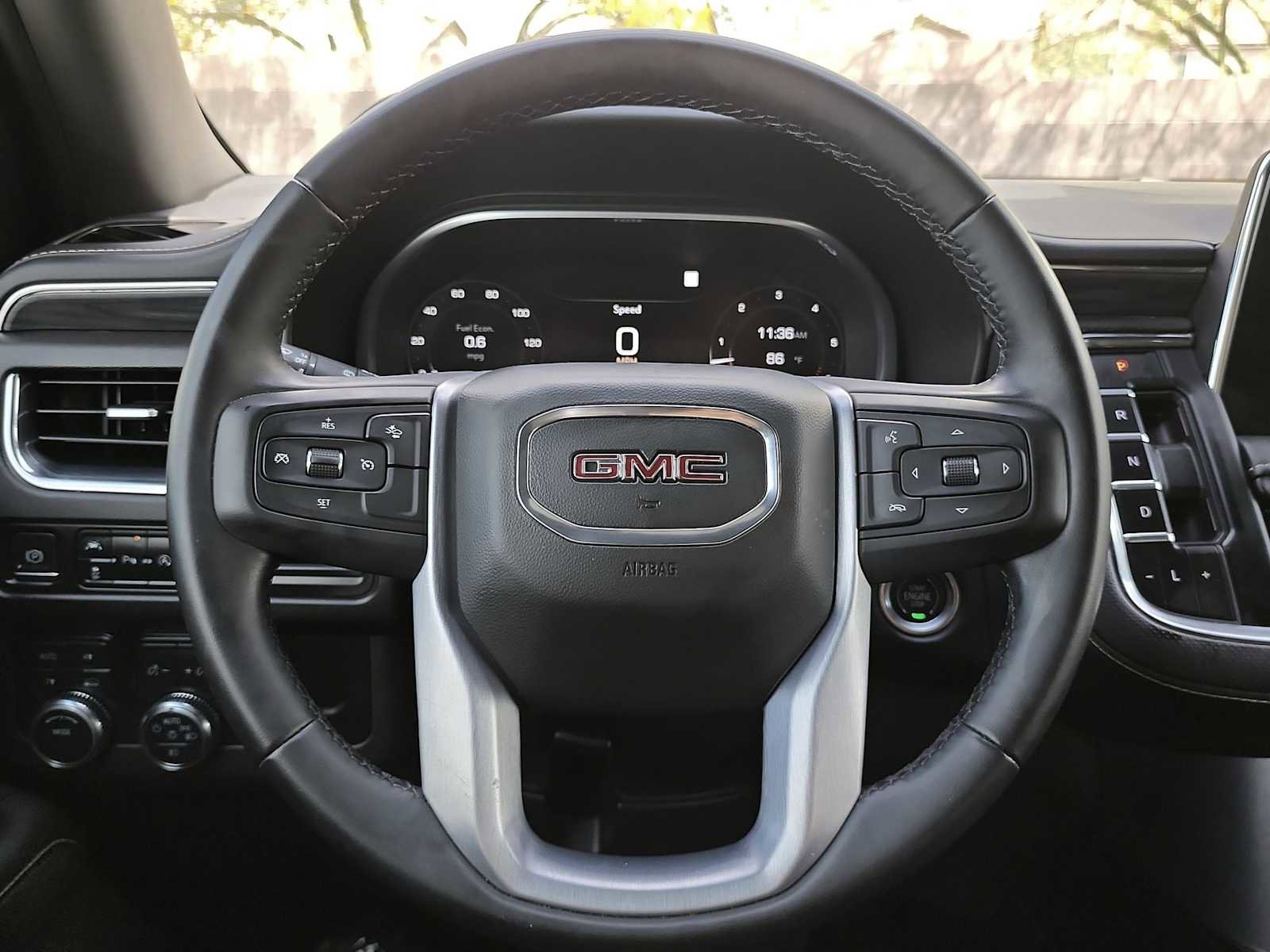 Used 2023 GMC Yukon SLT image 19