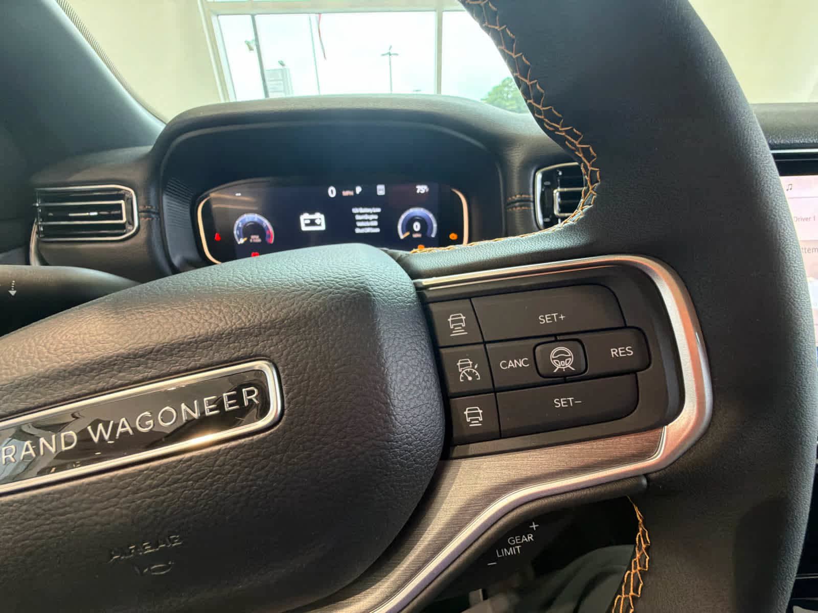 New 2026 Jeep Grand Wagoneer 4WD image 25