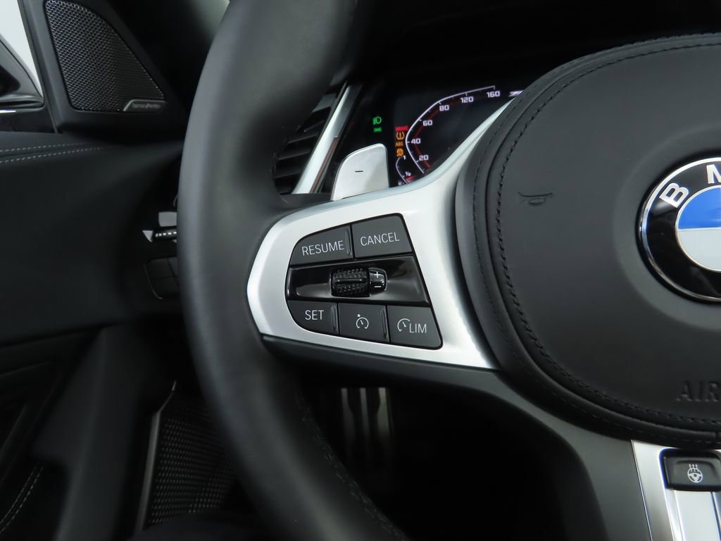 Used 2025 BMW Z4 M40i w/ Premium Package image 19