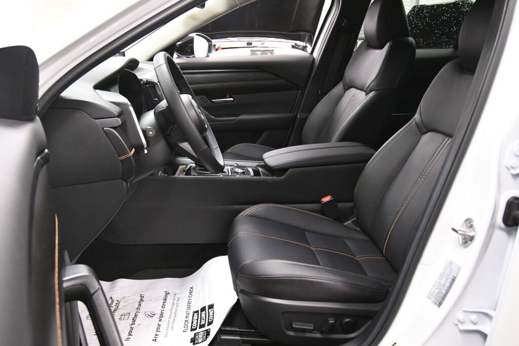 Used 2025 MAZDA CX-50 2.5 Hybrid w/ Weather Package AWD/4WD image 10