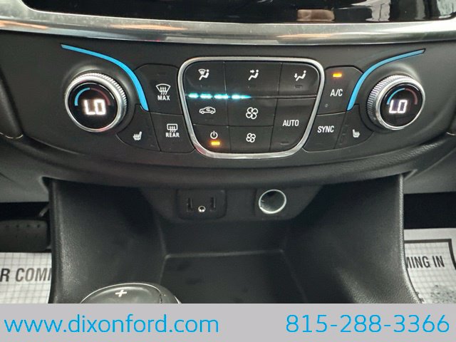 Used 2020 Chevrolet Traverse LT AWD/4WD image 38