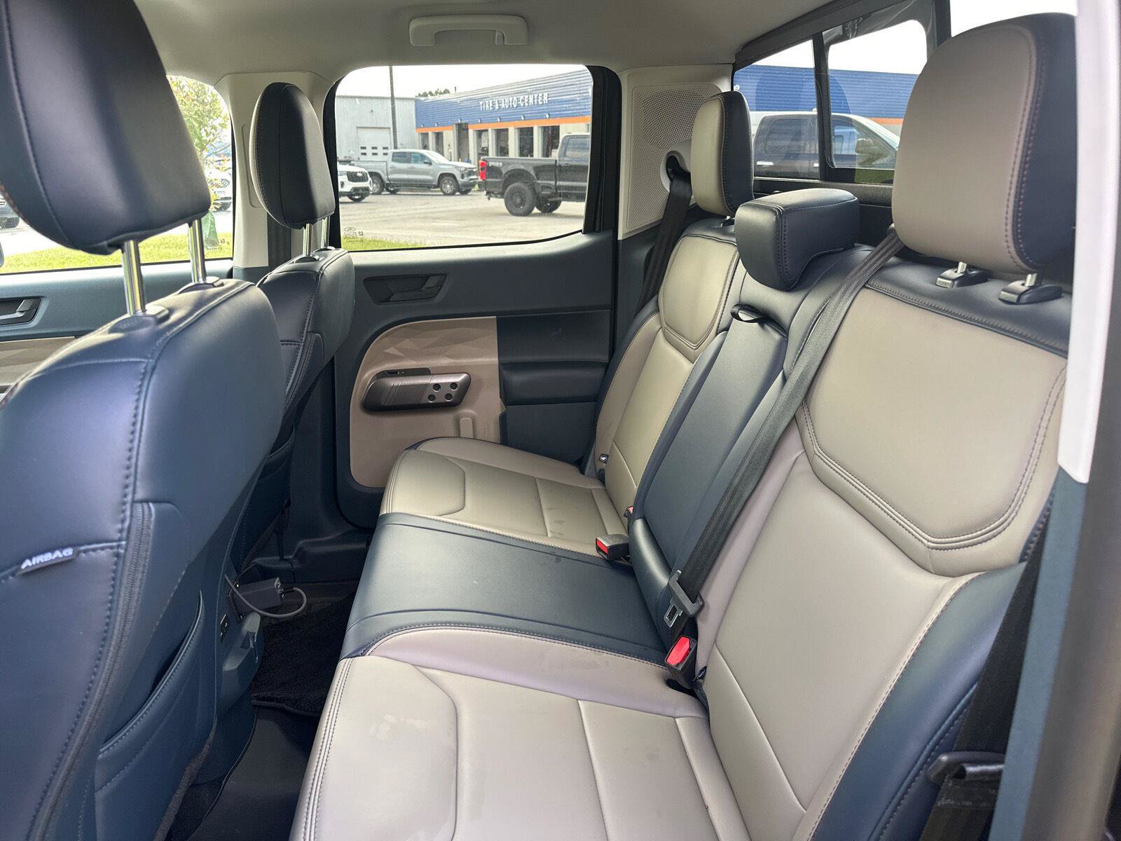 Used 2026 Ford Maverick Lariat AWD/4WD image 18