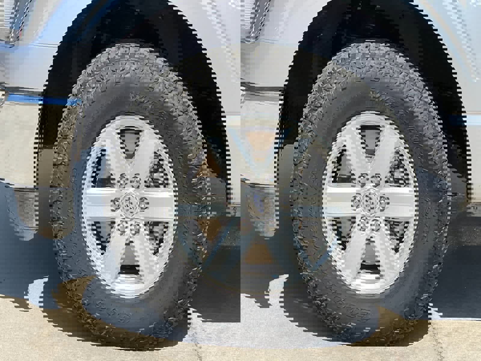 Used 2023 Ford F150 XLT image 24