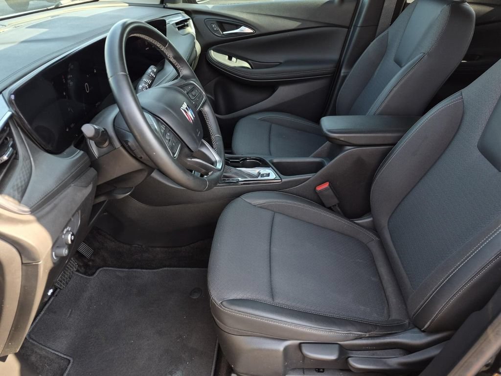 Used 2024 Buick Encore GX Preferred FWD image 27