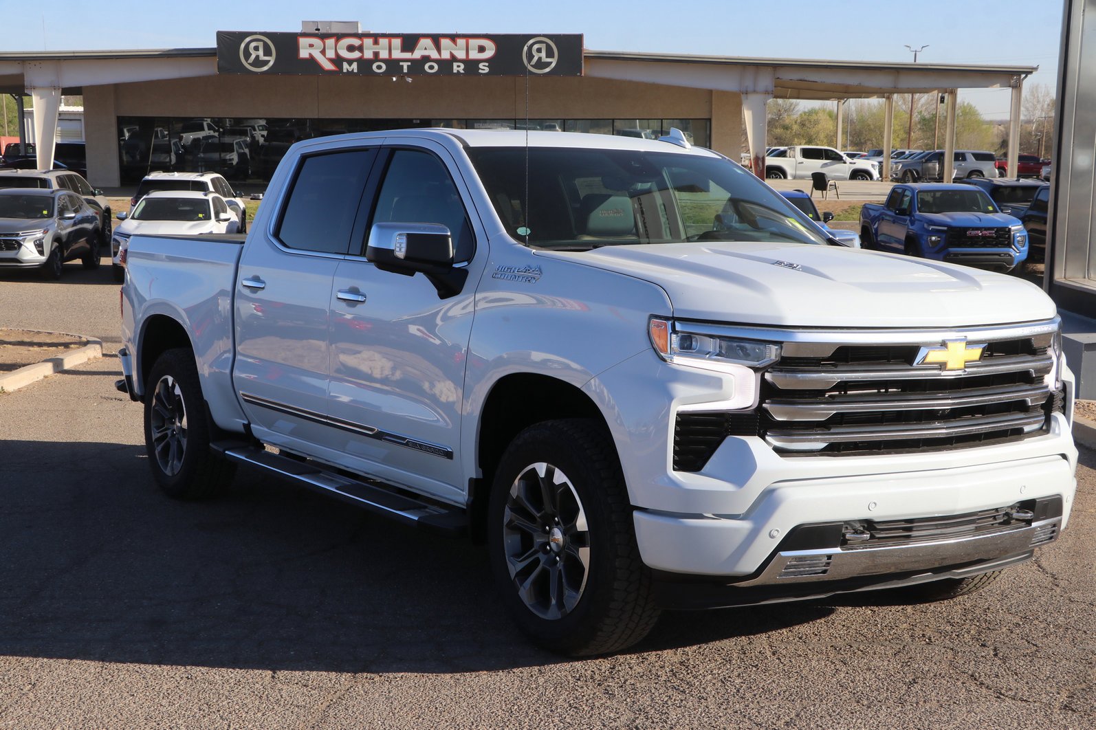 New 2026 Chevrolet Silverado 1500 High Country w/ Technology Package image 1