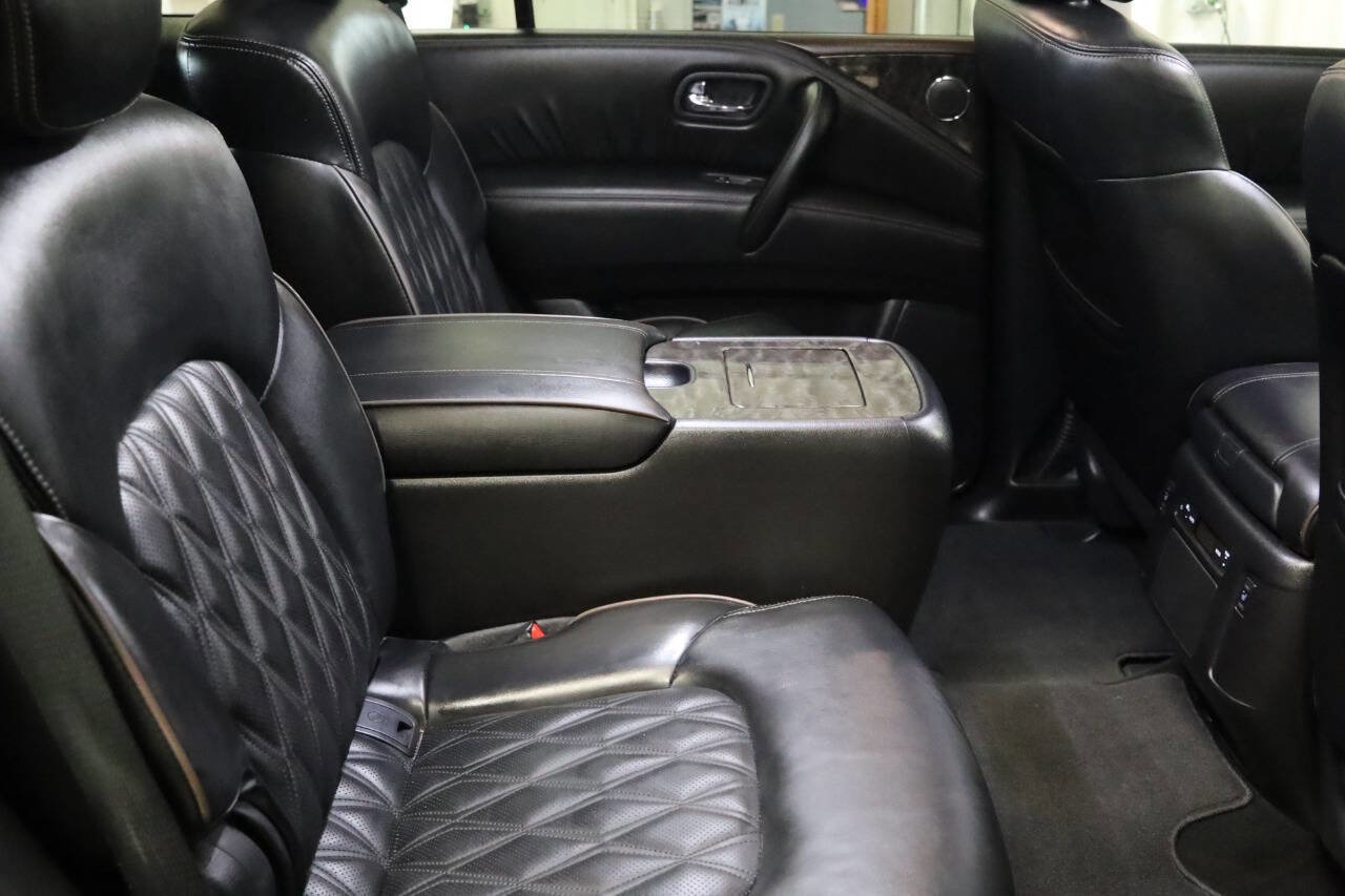 Used 2024 Nissan Armada Platinum w/ Captain's Chairs Package image 35