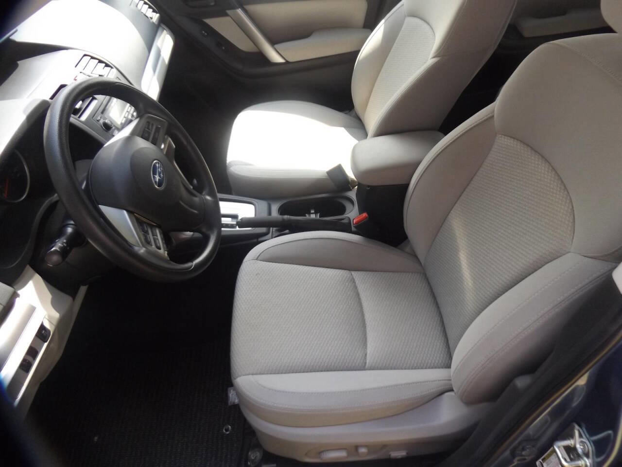 Used 2015 Subaru Forester 2.5i Premium w/ All-Weather Package image 14