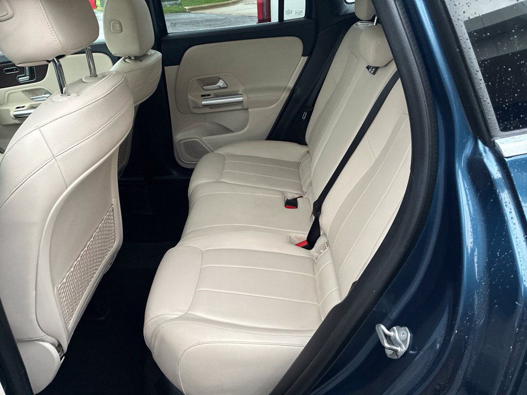 Used 2021 Mercedes-Benz GLA 250 4MATIC image 9