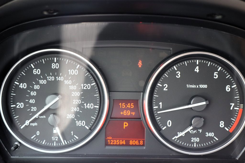Used 2008 BMW 328i Convertible RWD image 24