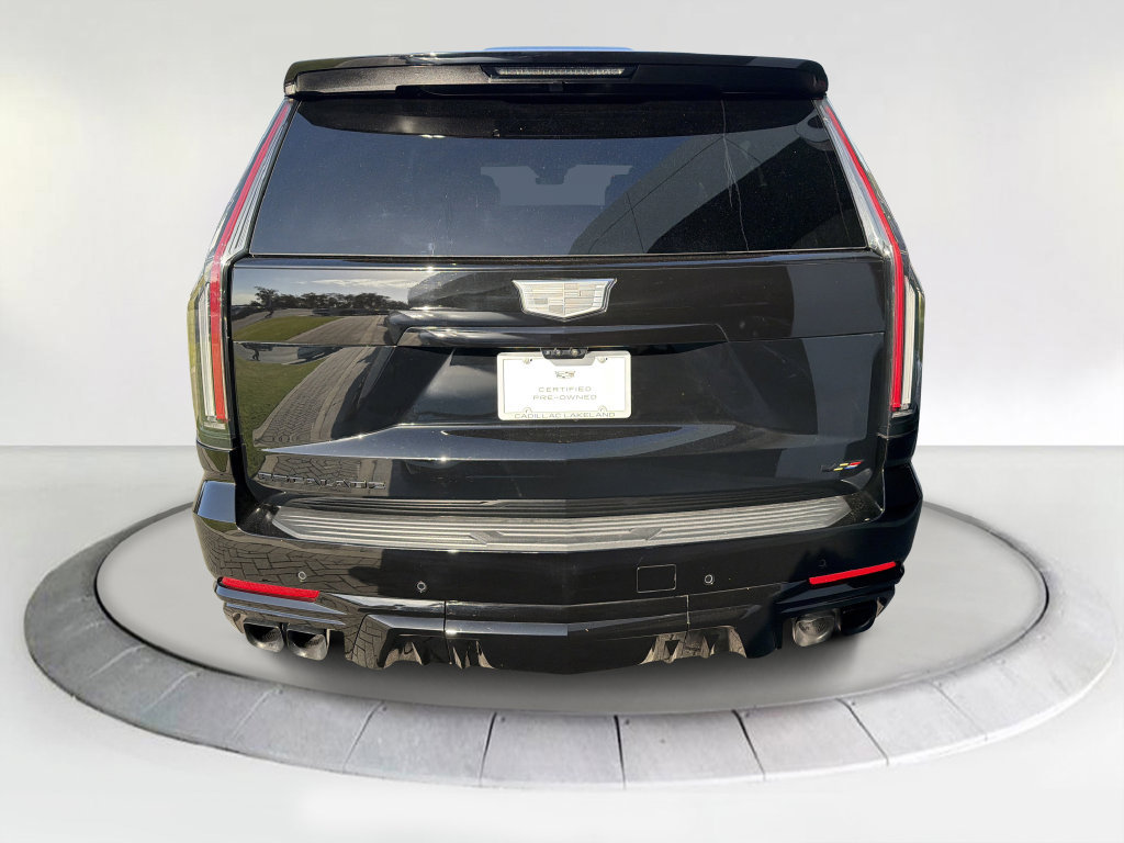 Certified 2025 Cadillac Escalade ESV V w/ LPO, ONYX Package AWD/4WD image 4