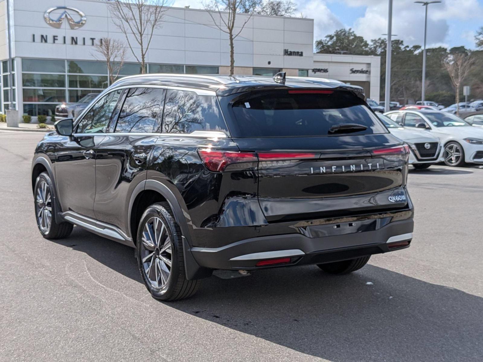 Used 2026 INFINITI QX60 Luxe w/ Cargo Package AWD/4WD image 5