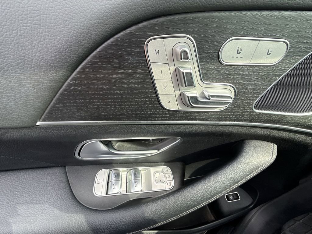 Used 2025 Mercedes-Benz GLE 350 4MATIC image 30
