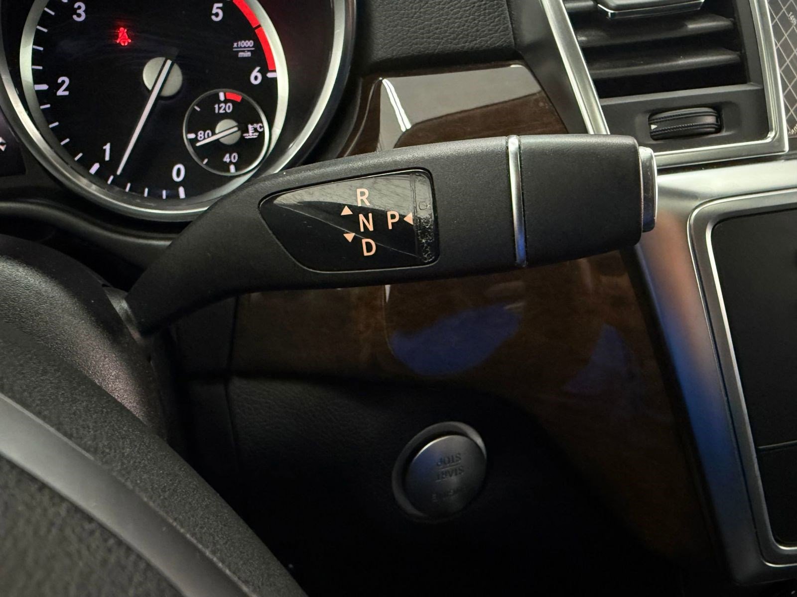 Used 2015 Mercedes-Benz ML 250 BlueTEC 4MATIC image 17