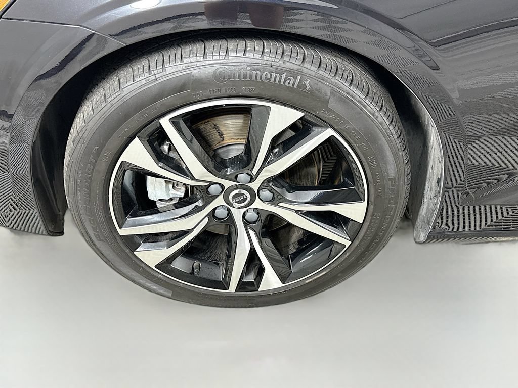 Used 2024 Volvo S60 B5 Core FWD image 29
