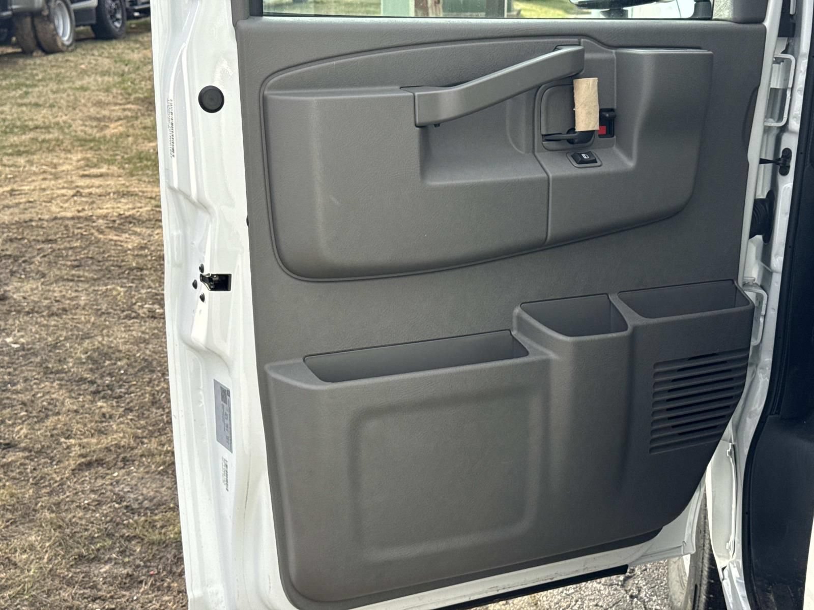 New 2026 Chevrolet Express 3500 w/ Power Convenience Package RWD image 12