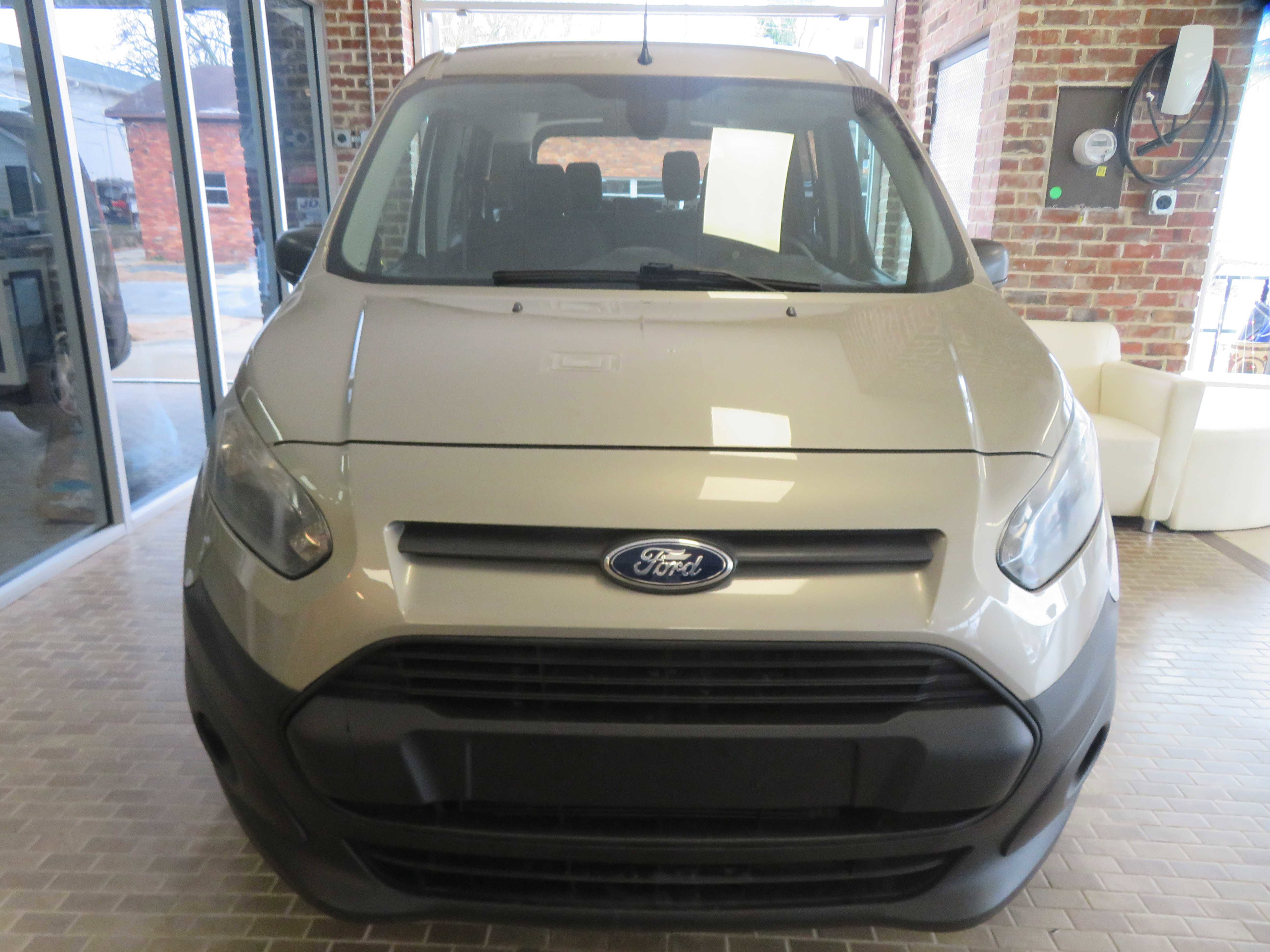 Used 2016 Ford Transit Connect XL image 48