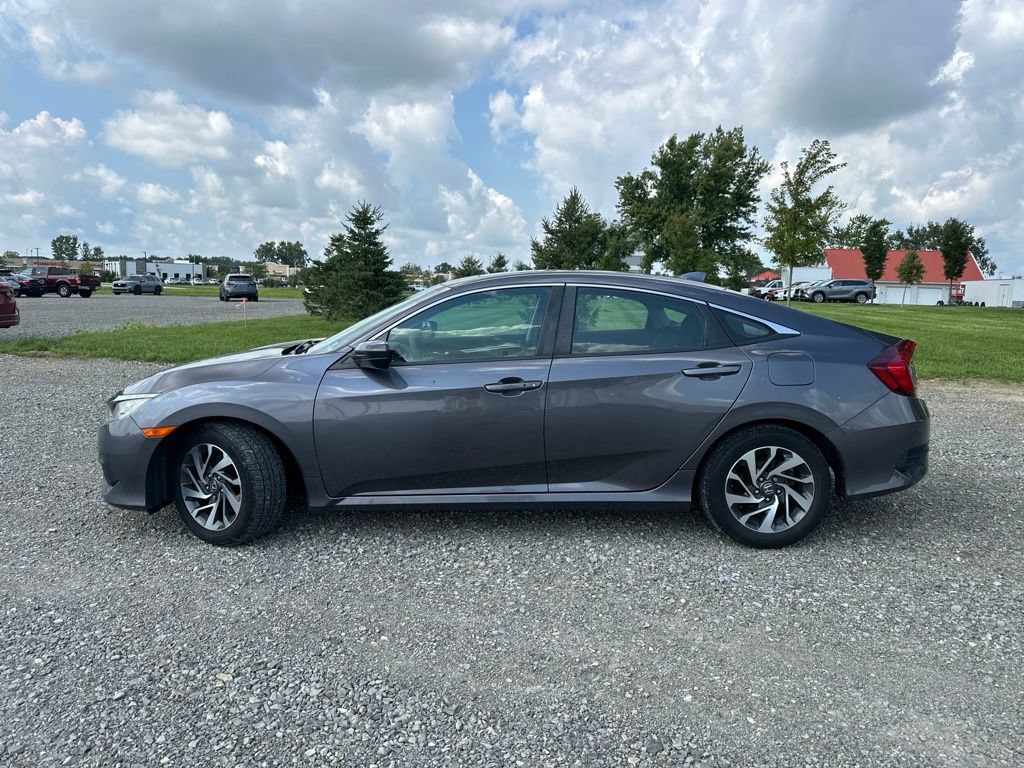Used 2018 Honda Civic EX image 7