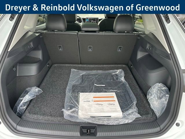 New 2026 Volkswagen Tiguan SE image 31