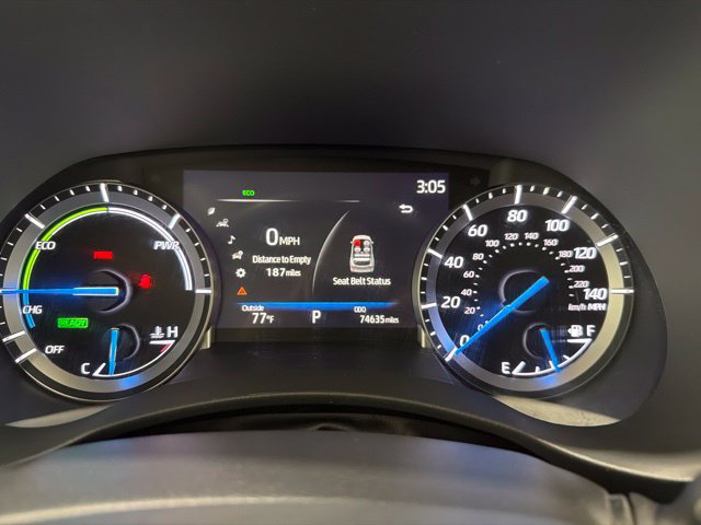 Used 2021 Toyota Highlander XLE AWD/4WD image 36