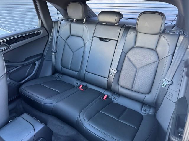 New 2026 Porsche Macan image 29