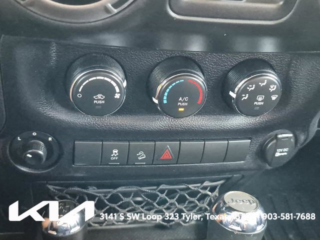 Used 2017 Jeep Wrangler Unlimited Sport w/ Quick Order Package 24S AWD/4WD image 32