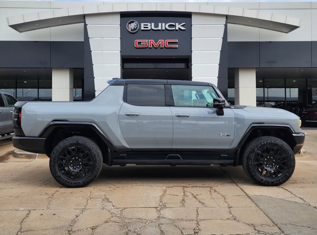 New 2026 GMC Hummer EV 4x4 Crew Cab image 2