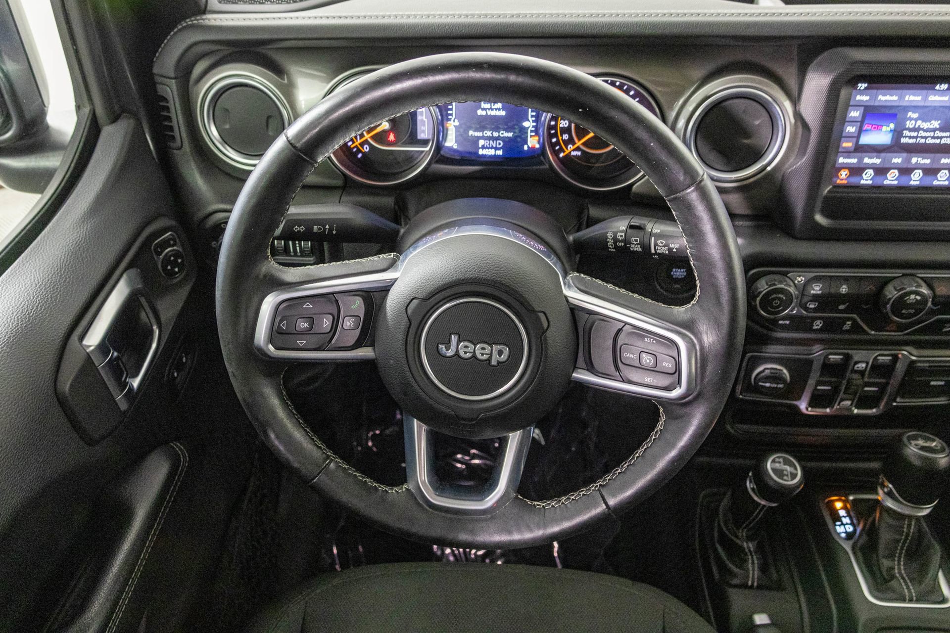 Used 2018 Jeep Wrangler Unlimited Sahara image 30