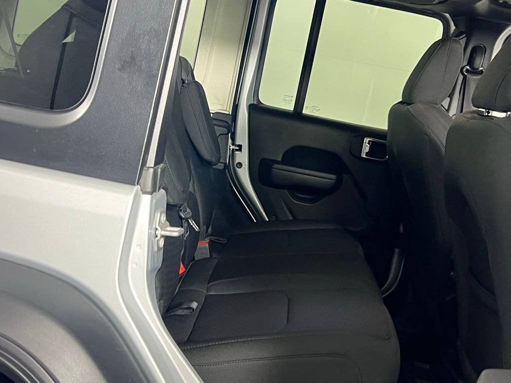 Used 2023 Jeep Wrangler Unlimited image 34