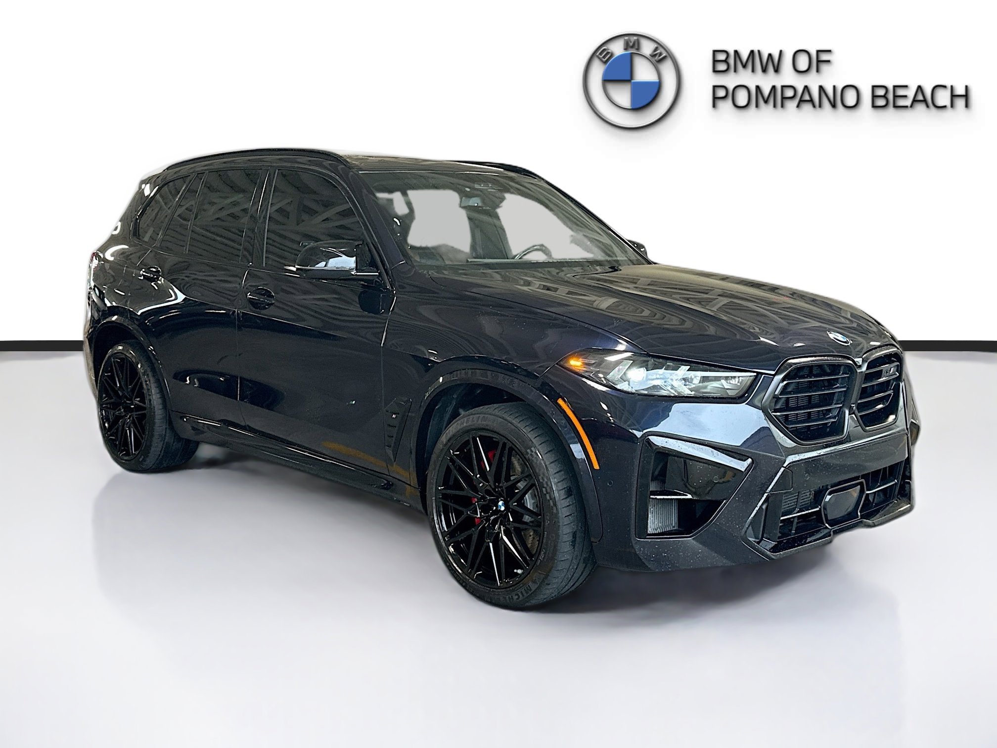 Used 2024 BMW X5 M Competition w/ Executive Package image 1
