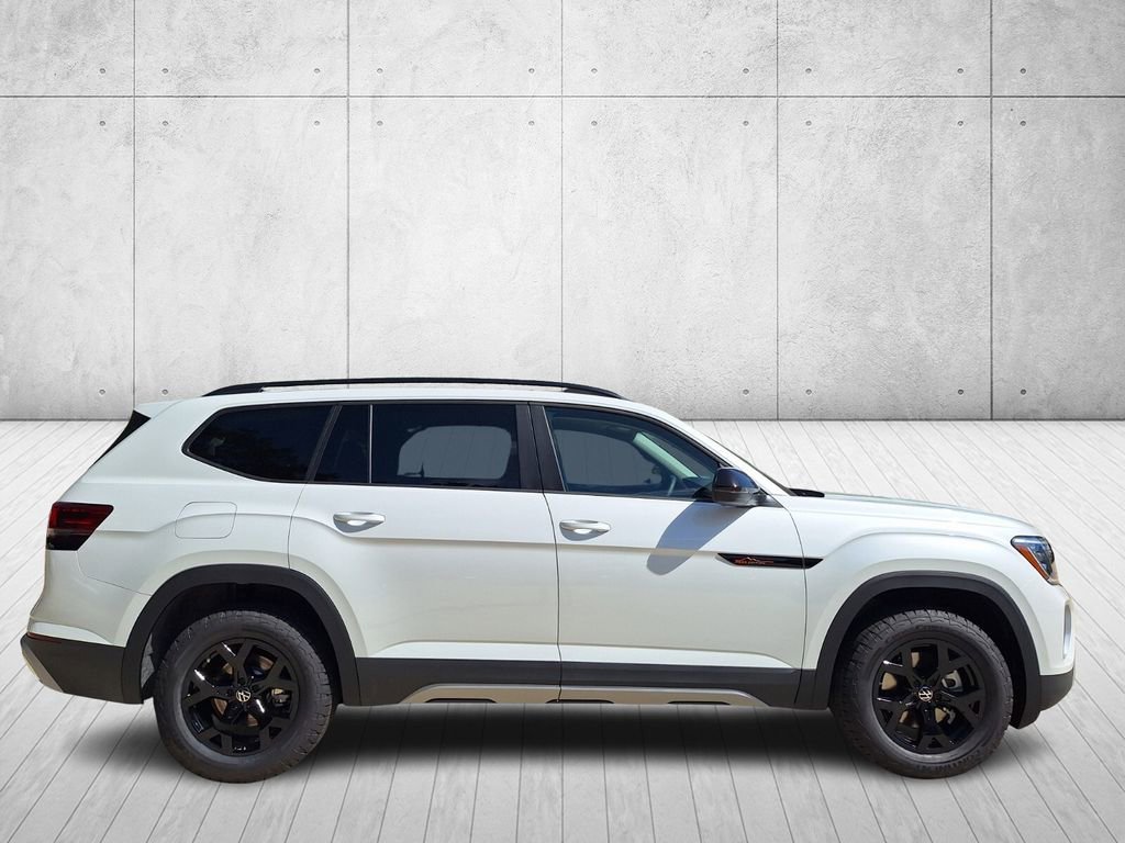 New 2026 Volkswagen Atlas Peak Edition image 6
