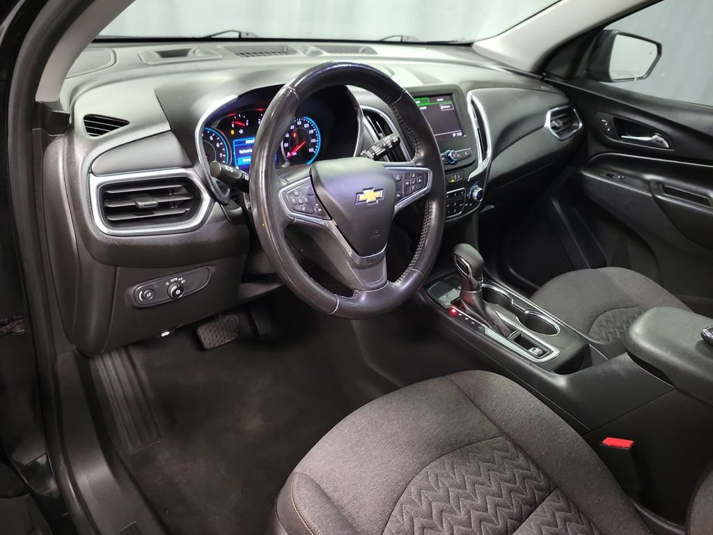 Used 2022 Chevrolet Equinox LT w/ Driver Convenience Package FWD image 16