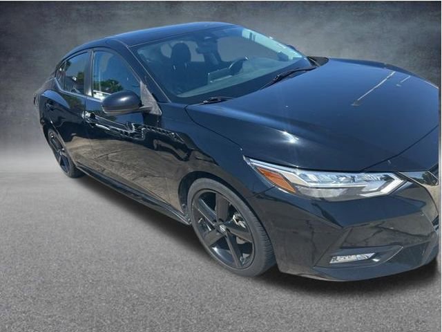 Used 2022 Nissan Sentra SR w/ Lighting Package FWD image 3