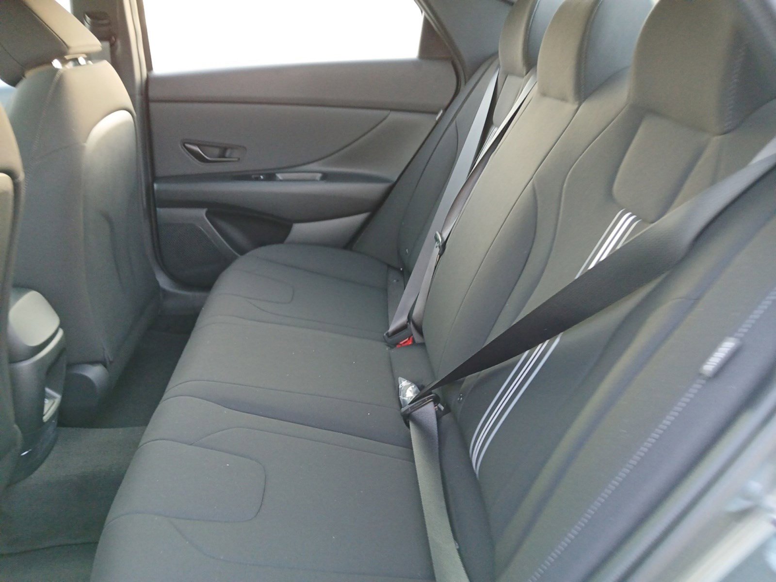 New 2025 Hyundai Elantra Sport image 13