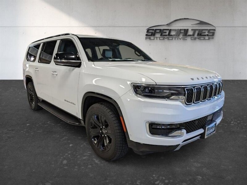 Used 2025 Jeep Wagoneer L Series II w/ 8-pass Seating Package AWD/4WD video 1