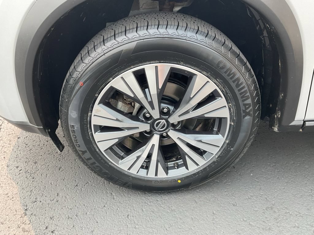 Used 2021 Nissan Rogue SV AWD/4WD image 9