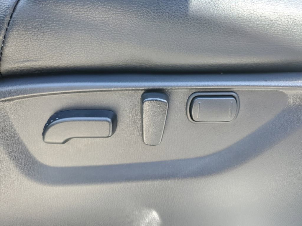 Used 2023 Nissan Armada SL w/ Cargo Package image 22