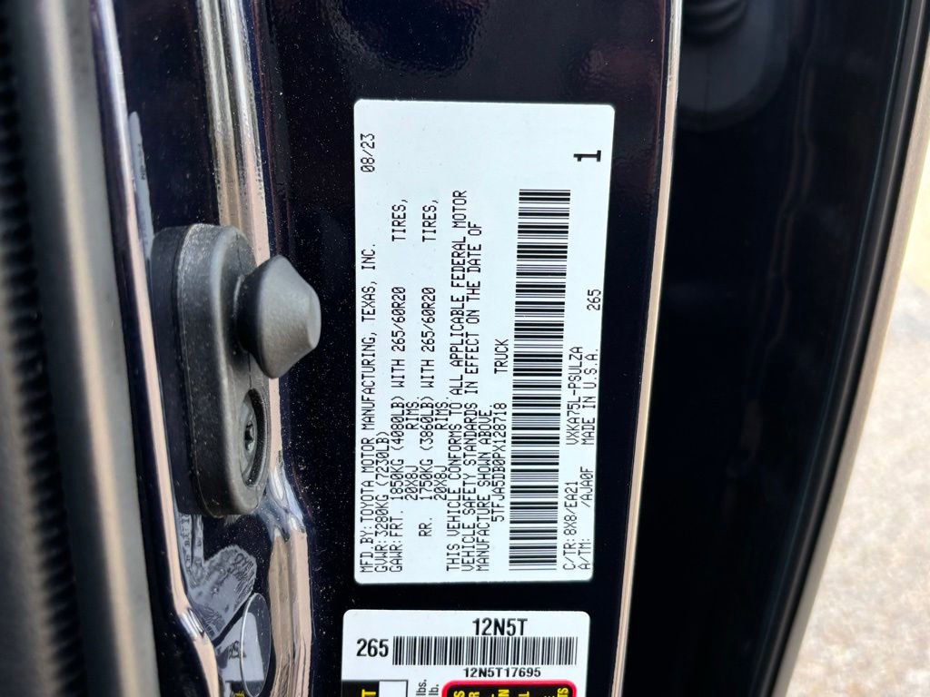 Used 2023 Toyota Tundra Limited w/ Power Package AWD/4WD image 18