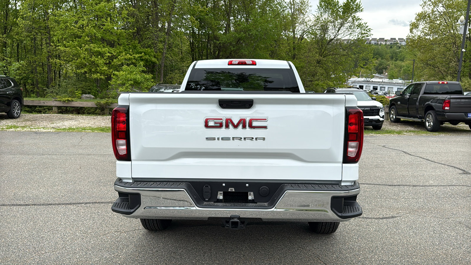 New 2026 GMC Sierra 1500 Pro AWD/4WD image 4