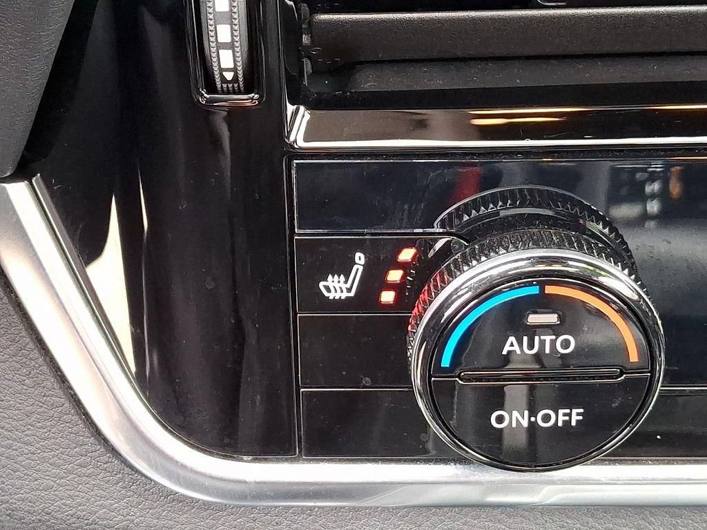 Certified 2023 Nissan Rogue Platinum AWD/4WD image 29